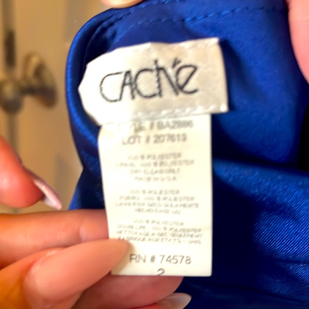 Cache dress. - Picture 4 of 6